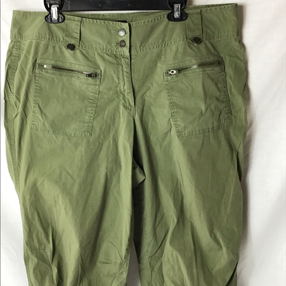 Lane Bryant Capris Size 18